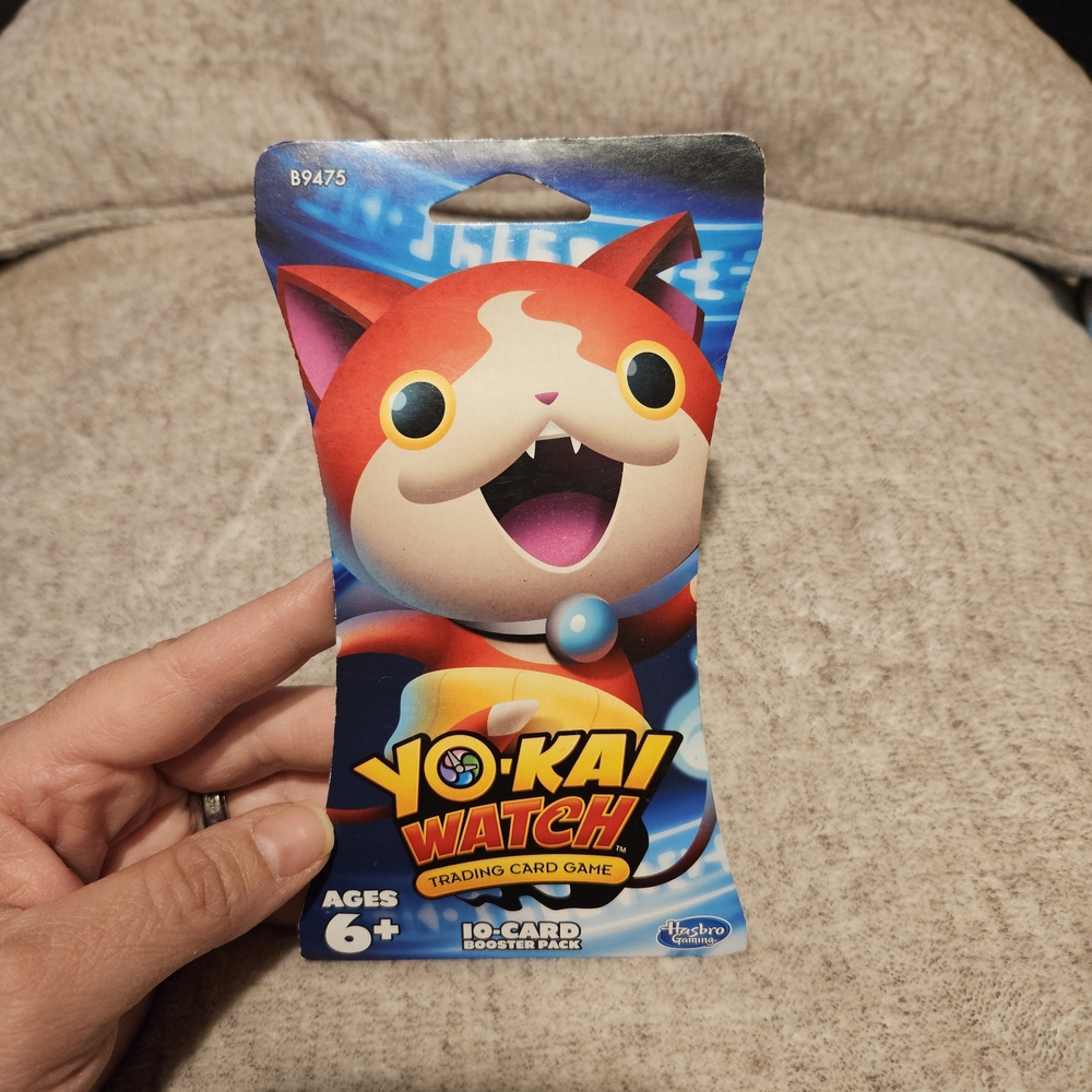 Hasbro Yo-Kai Watch Card Game Pack with Blue and Yellow Design (A-46)